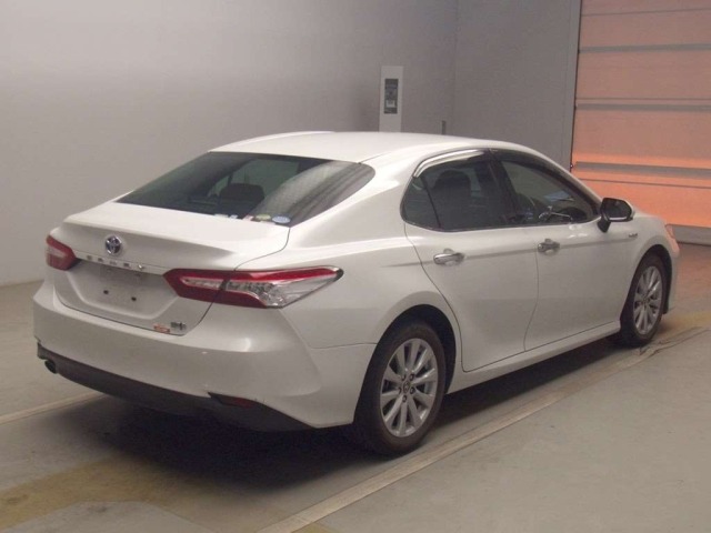 Toyota CAMRY 2017 8240733-1