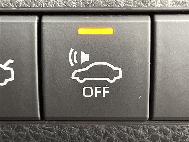 Toyota CAMRY 2018 8240866-3