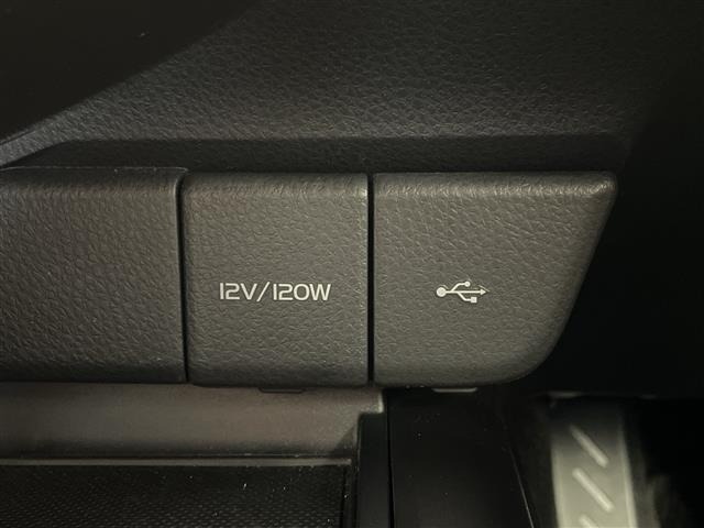 Toyota CAMRY 2022 8240878-2