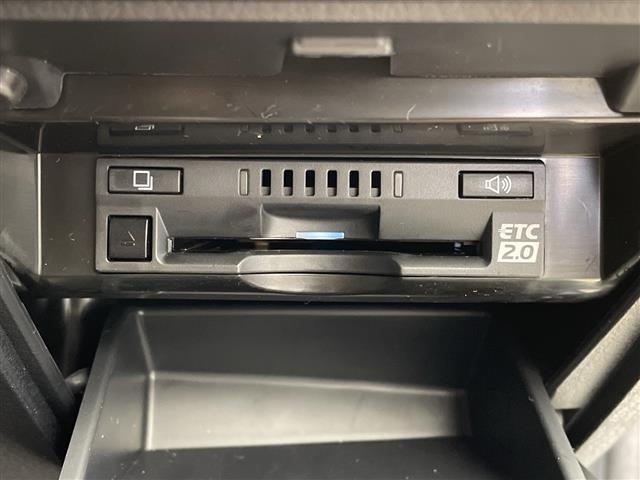 Toyota CAMRY 2022 8240878-20