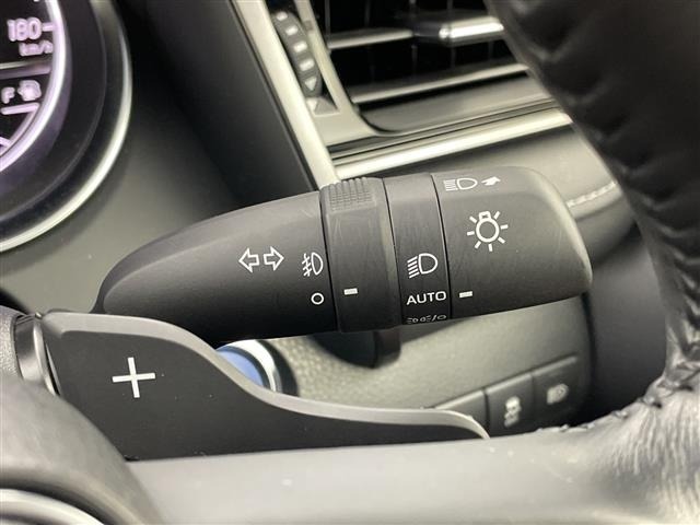 Toyota CAMRY 2022 8240878-9