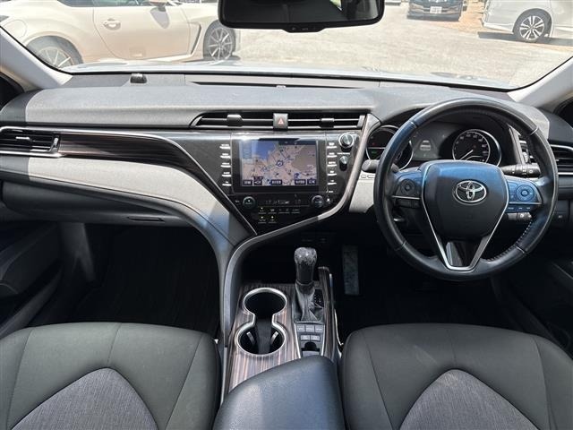 Toyota CAMRY 2017 8240880-15