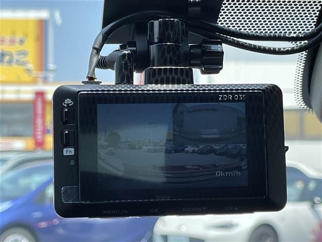 Toyota CAMRY 2022 8240889-1