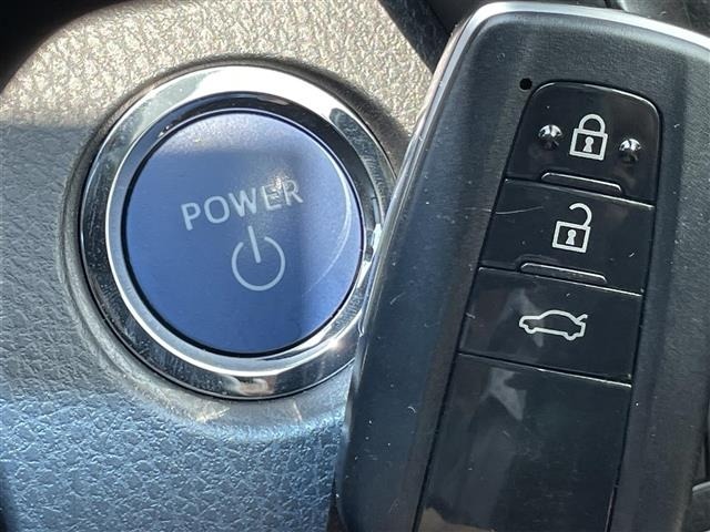 Toyota CAMRY 2022 8240889-8