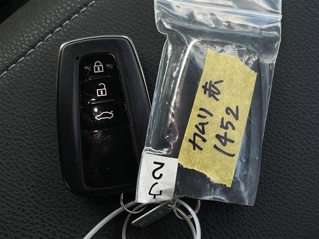 Toyota CAMRY 2021 8240890-10