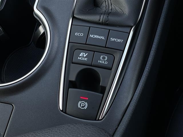 Toyota CAMRY 2021 8240890-4