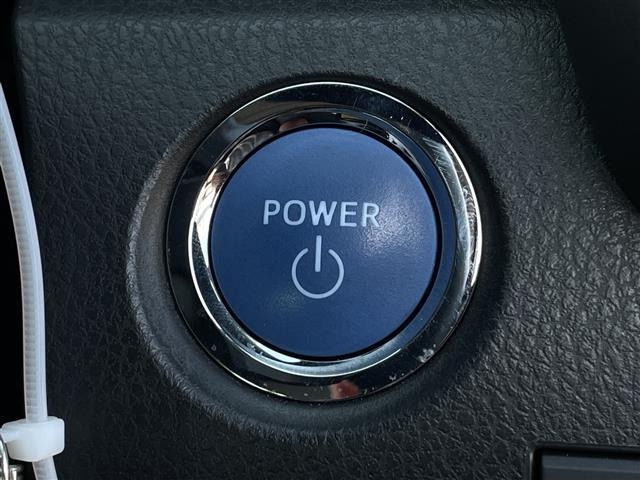Toyota CAMRY 2021 8240890-9