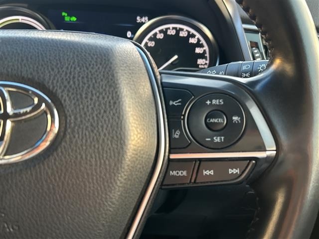 Toyota CAMRY 2019 8240897-1