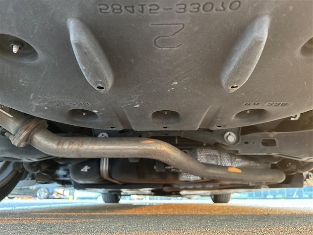 Toyota CAMRY 2019 8240897-13