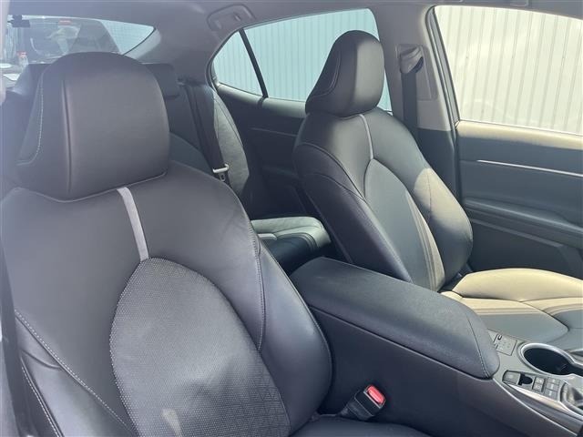 Toyota CAMRY 2021 8240899-10