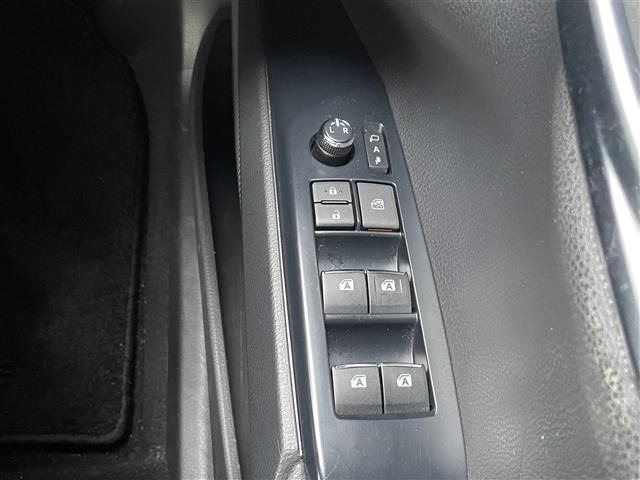 Toyota CAMRY 2019 8240908-20