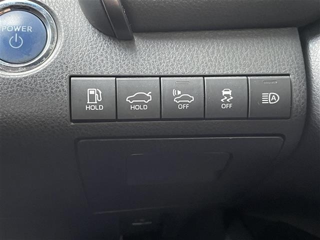Toyota CAMRY 2019 8240908-21