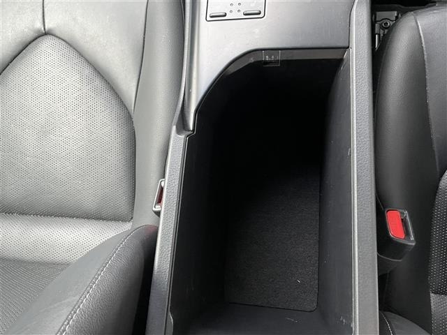Toyota CAMRY 2019 8240908-3