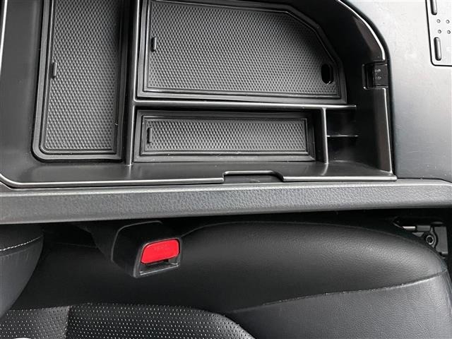 Toyota CAMRY 2019 8240908-7