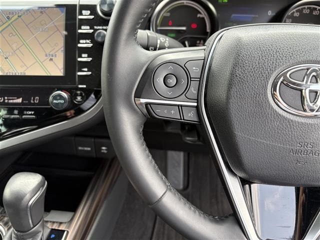 Toyota CAMRY 2017 8240909-8