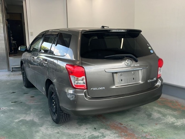 Toyota COROLLA FIELDER 2010 8242494-1