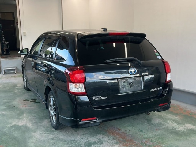 Toyota COROLLA FIELDER 2014 8242499-1