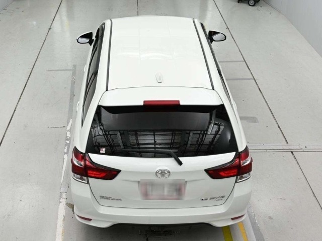 Toyota COROLLA FIELDER 2017 8242508-8