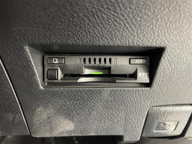 Toyota COROLLA FIELDER 2019 8242525-1