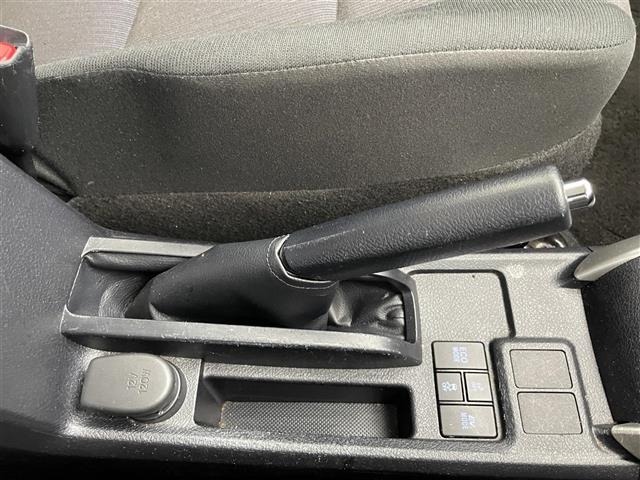 Toyota COROLLA FIELDER 2019 8242525-10