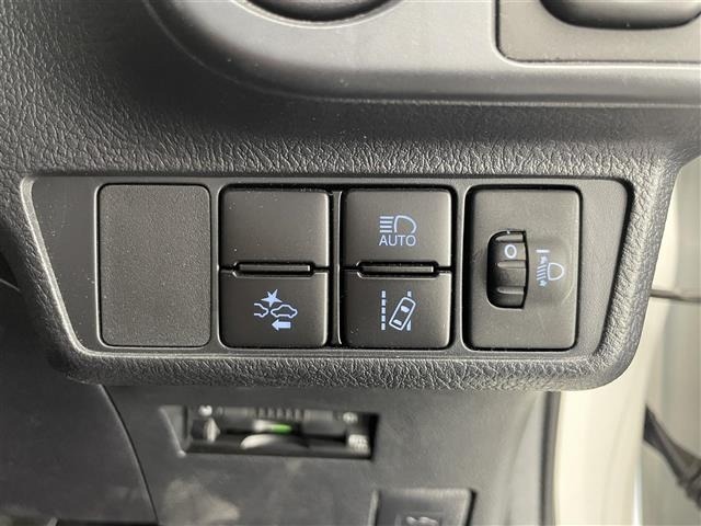 Toyota COROLLA FIELDER 2019 8242525-21