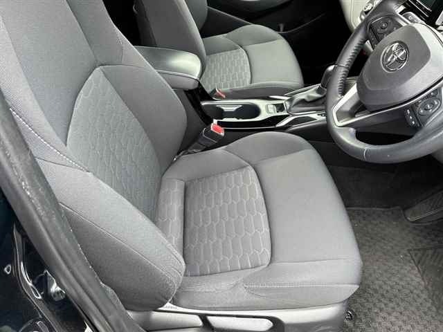 Toyota COROLLA SPORT 2018 8241483-7