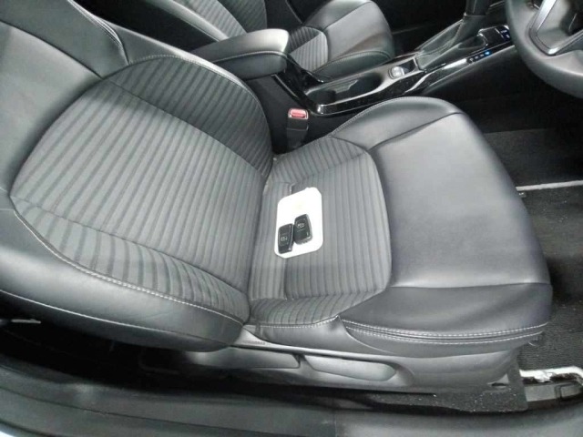 Toyota COROLLA TOURING 2021 8248144-10