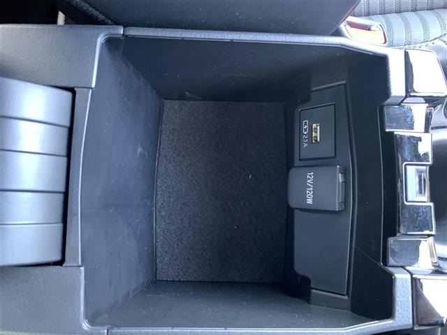 Toyota COROLLA TOURING 2022 8248192-21