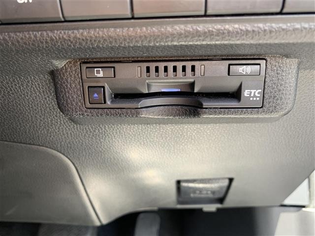 Toyota COROLLA TOURING 2022 8248192-3