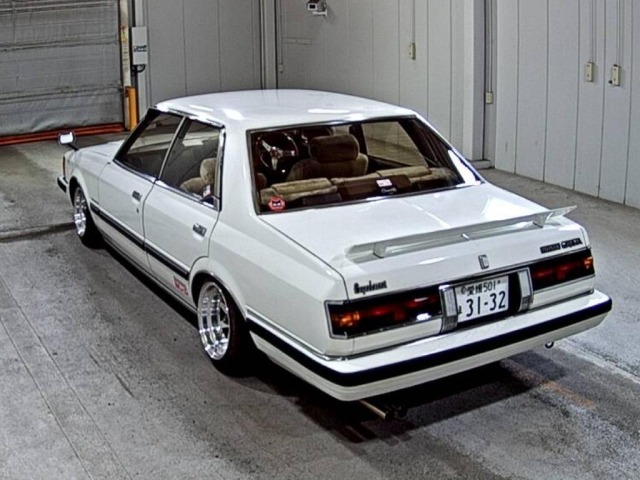 Toyota CRESTA 1984 8242146-1
