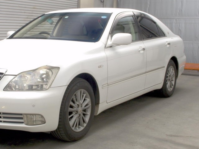 Toyota CROWN 2008 8243201-4