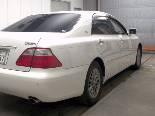 Toyota CROWN 2008 8243201-5