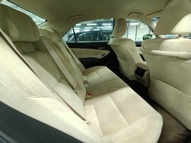 Toyota CROWN 2016 8243219-12