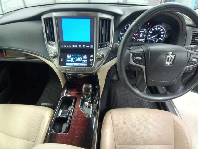 Toyota CROWN 2016 8243224-11