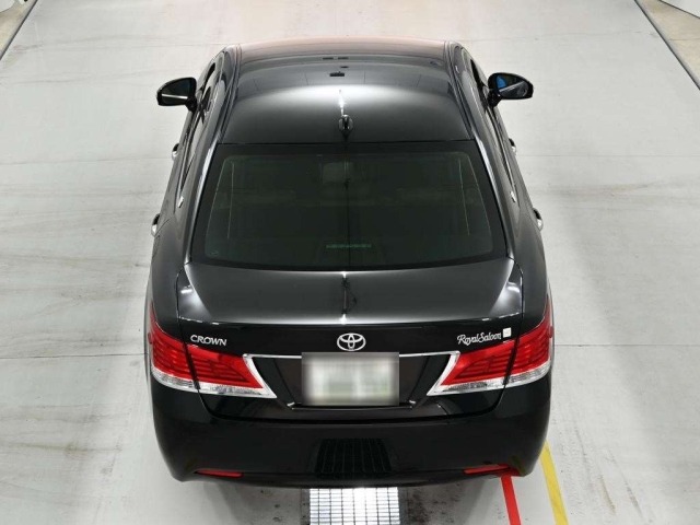 Toyota CROWN 2016 8243224-8