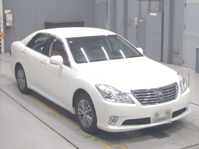 Toyota CROWN 2012 8243230-5