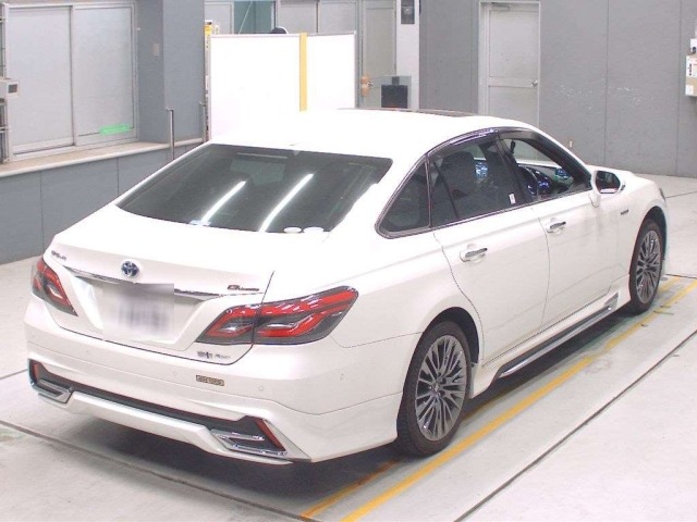 Toyota CROWN 2020 8243231-1
