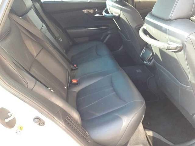 Toyota CROWN 2020 8243231-10