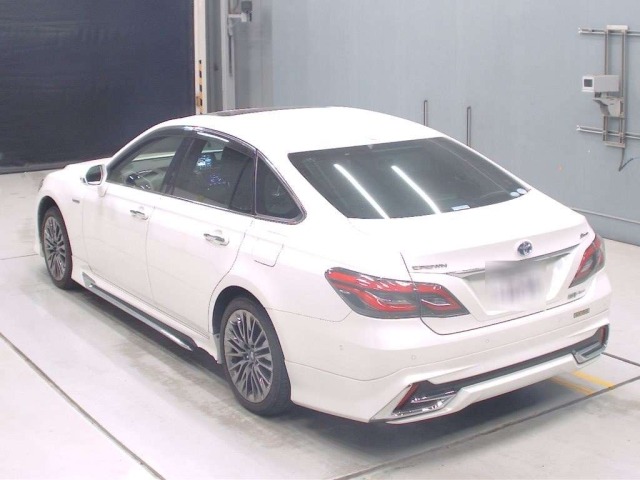 Toyota CROWN 2020 8243231-6
