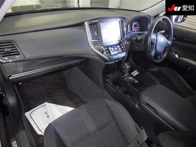 Toyota CROWN 2013 8243240-3