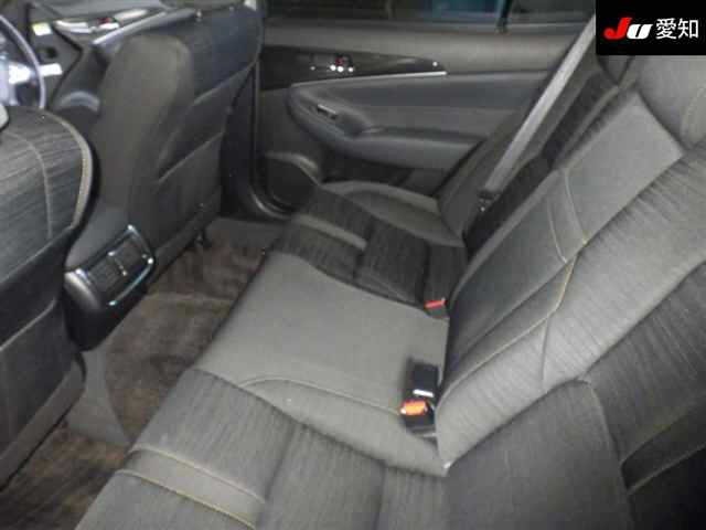 Toyota CROWN 2013 8243240-4