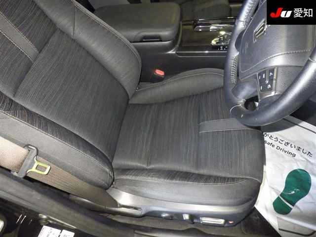 Toyota CROWN 2013 8243240-6