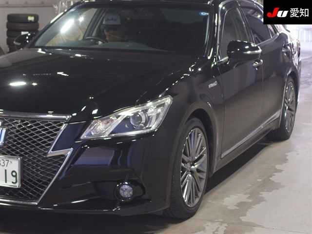 Toyota CROWN 2013 8243240-7