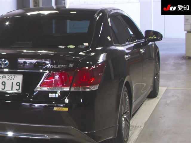 Toyota CROWN 2013 8243240-8