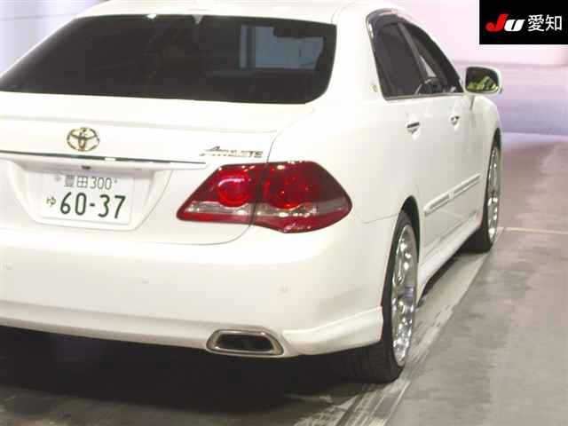 Toyota CROWN 2008 8243248-8