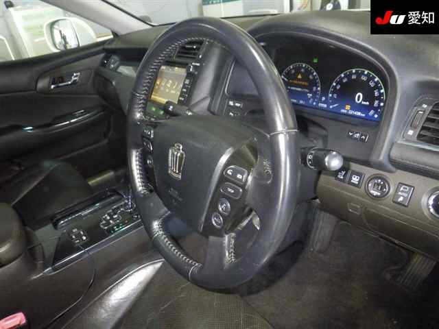 Toyota CROWN 2008 8243261-5