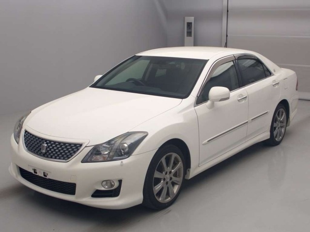 Toyota CROWN 2008 8243267-0