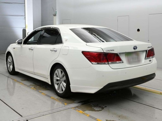 Toyota CROWN 2015 8243295-6
