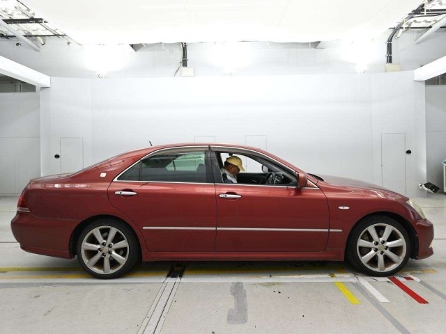 Toyota CROWN 2005 8243296-3