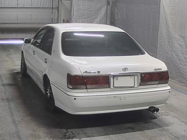 Toyota CROWN 2000 8243298-8